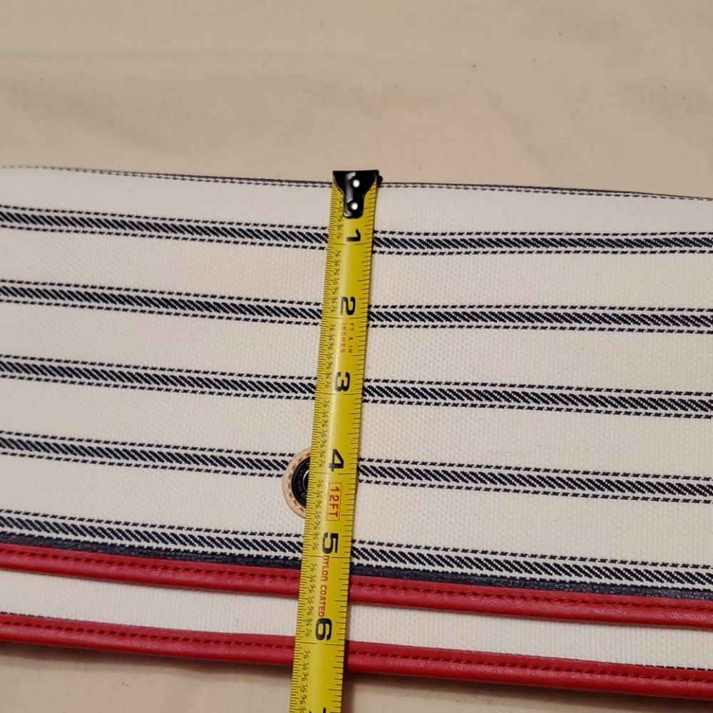 Coach clutch New - Picture 4 of 9